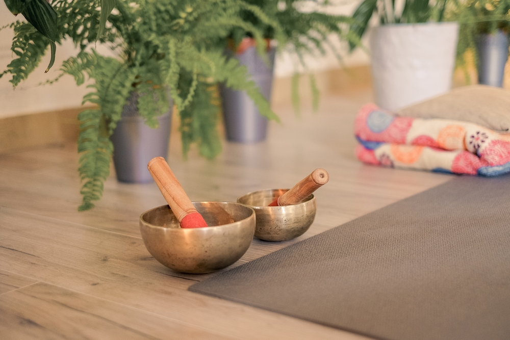 ses banyosu, meditasyon, psikoloji, rahatlama, gevşeme