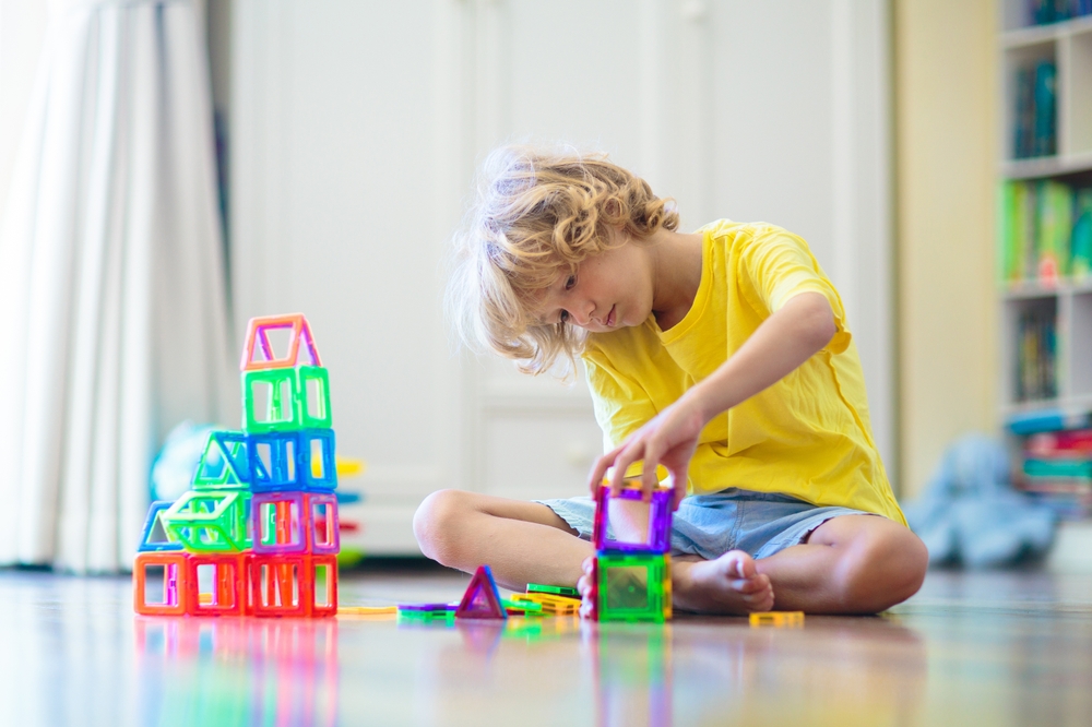 çocuk, oyun, oyuncak, gelişim