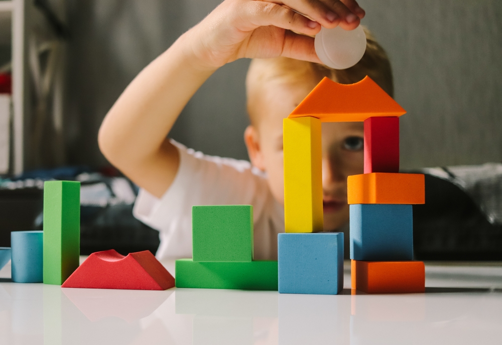 çocuk, oyun, oyuncak, gelişim