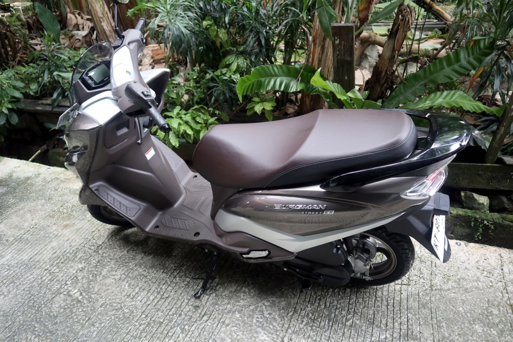 motosiklet, şehir, trafik, sürüş