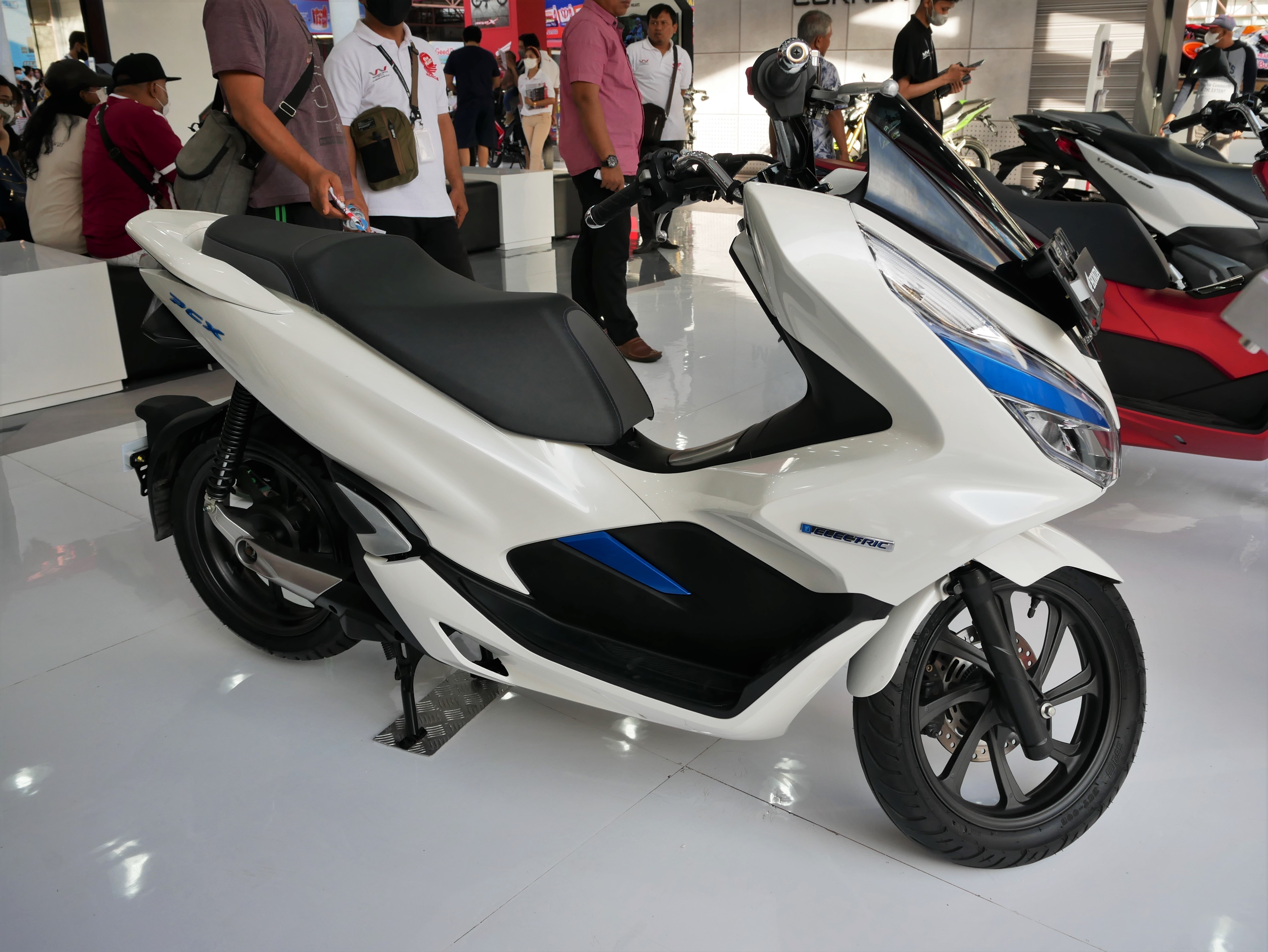 motosiklet, şehir, trafik, sürüş