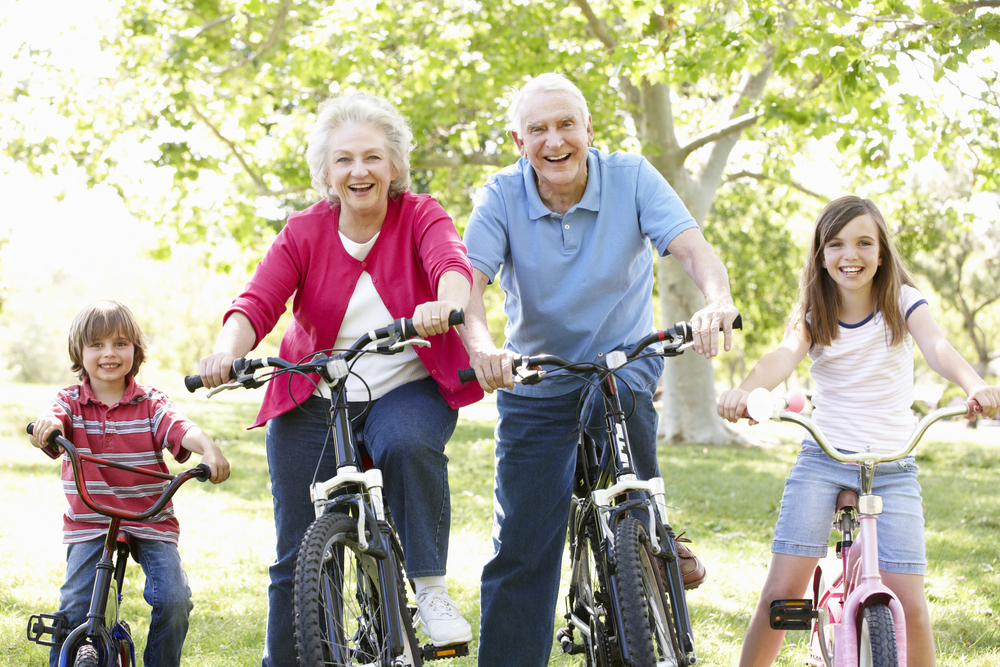 yaş, yaşlı, ileri yaş, spor, egzersiz, sağlık, bisiklet