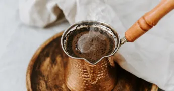 Bir Fincan Keyiften Doğaya Armağan: 5 Aralık Dünya Türk Kahvesi Günü’nde Telveleri Dönüştürüyoruz