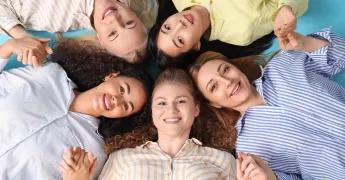 Rol Değil, Kimlik: Günümüz Dünyasında Kadın Olmak