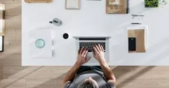 İş Yerinde Masanı Daha Düzenli Hale Getirecek Öneriler 