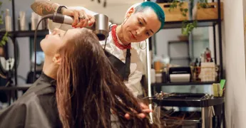 Saç Kuruturken Nelere Dikkat Etmen Gerekiyor?