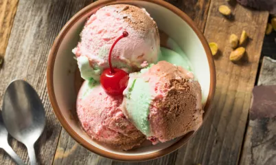 Evde Geleneksel İtalyan Dondurması Spumoni Tarifi