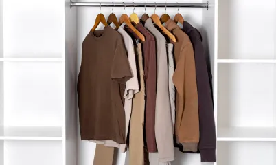 Tüketim Çılgınlığına Karşı Duruş: "Kapsül Gardırop" ile Sürdürülebilir Şıklık