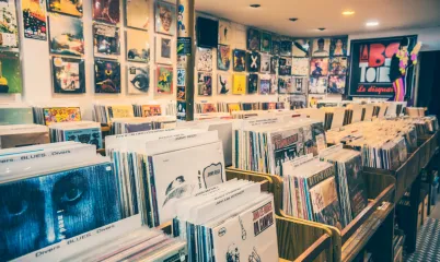 Plakçılarda Nostalji: Eski Müzik Dükkanlarının Büyüsü 