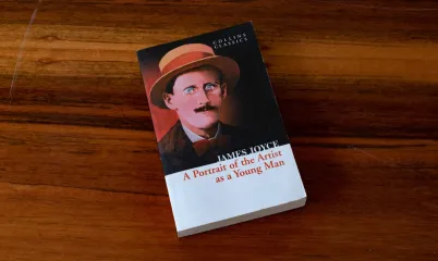 James Joyce Kimdir? Sınırları Zorlayan Bir Yazarın Hikâyesi