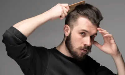 Ofiste Çalışan Erkeklerin Çantasında Bulunması Gereken 8 Bakım Ürünü