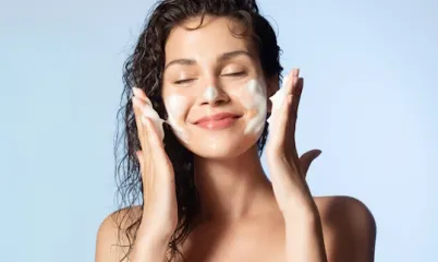 Gün İçerisinde Kirlenen ve Yıpranan Cildin İçin Uygulayabileceğin Akşam Rutinleri