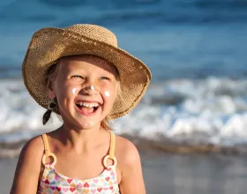 Çocuğun İçin Güneş Kremini Seçerken Nelere Dikkat Etmelisin?
