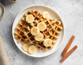 Tatlı Molalarına Dengeli Bir Dokunuş: Evde Yapabileceğin Waffle Tarifleri
