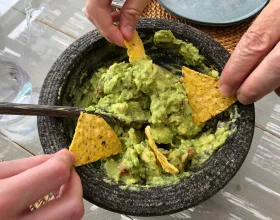 Baharatlı Guakamole Sosu İle Hazırlayabileceğin Lezzetler