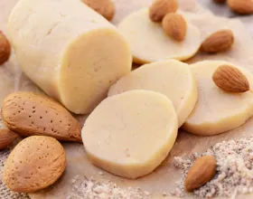 En İyi Badem Ezmesini Bulabileceğin Yerler 