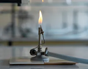 Bunsen Ocağı'nın Keşfi ve Kullanım Alanları