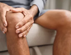 Diz Ağrılarını Dindirmek İçin Neler Yapabilirsin?