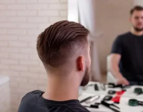 Erkekler için 4 Undercut Saç Modeli