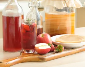 Fermente Meyve Suları: Probiyotik İçeren Doğal İçecekler Yapabilir Miyiz?