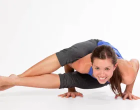 Şekilden Şekle Gireceğiniz Çok Şekil Yoga Hareketleri