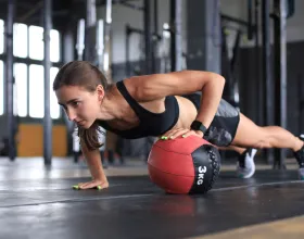 Omuzlarını Rahatlatacak Fitness Hareketleri