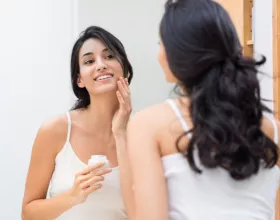 Sabah Evden Çıkmadan Yüz Bakımın İçin Neler Yapmalısın?