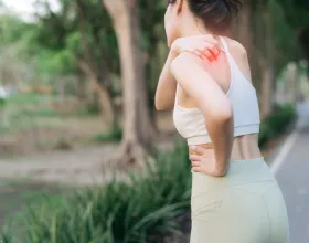 Duruş Bozukluklarına Son: Bel ve Boyun Ağrıları İçin Etkili Yoga Pozları