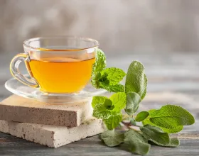 Stresi Azaltan Bitki Çayları: Günün Her Saati İçin Öneriler 