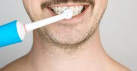 Neden Şarjlı Diş Fırçaları Kullanmalısın?